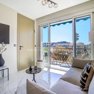 Property in Carre d'Argent