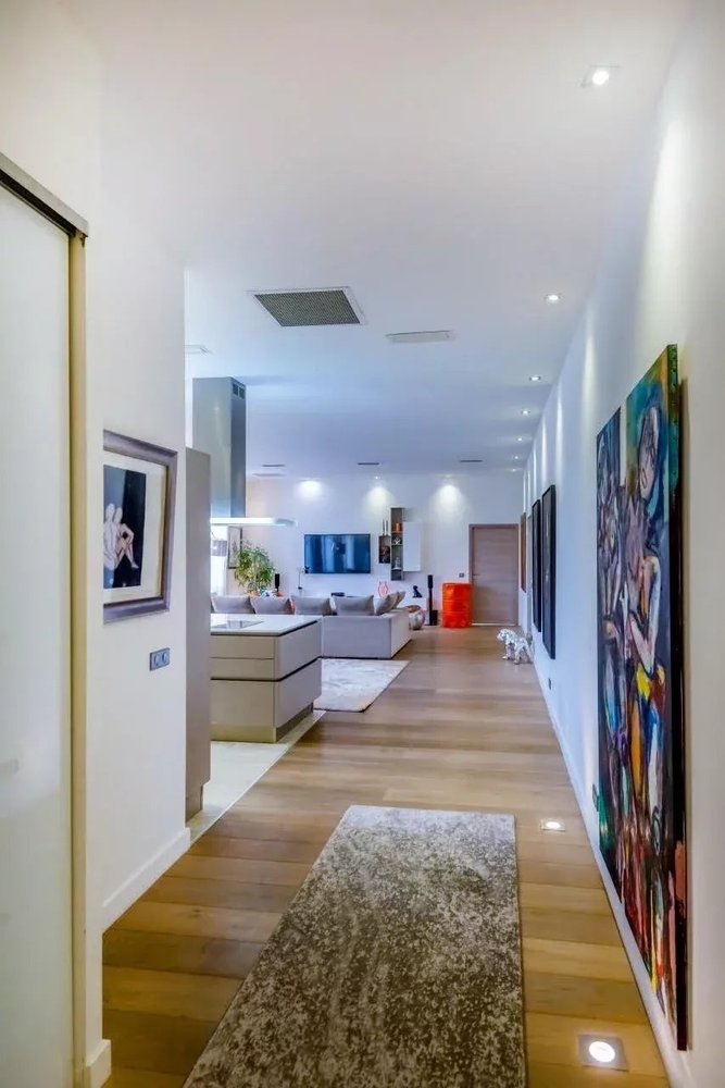 Property photo in Carre d'Argent