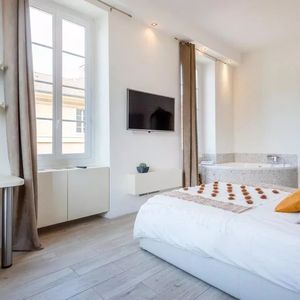 Property in Carre d'Argent