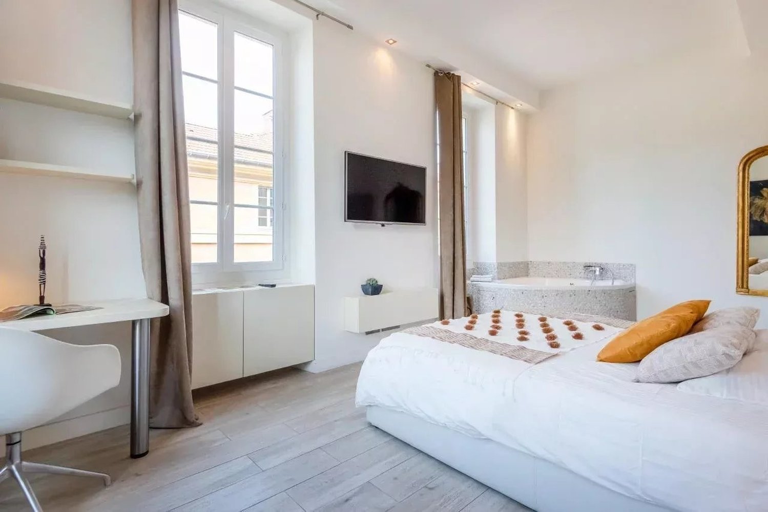 Property photo in Carre d'Argent