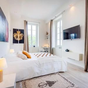 Property in Carre d'Argent