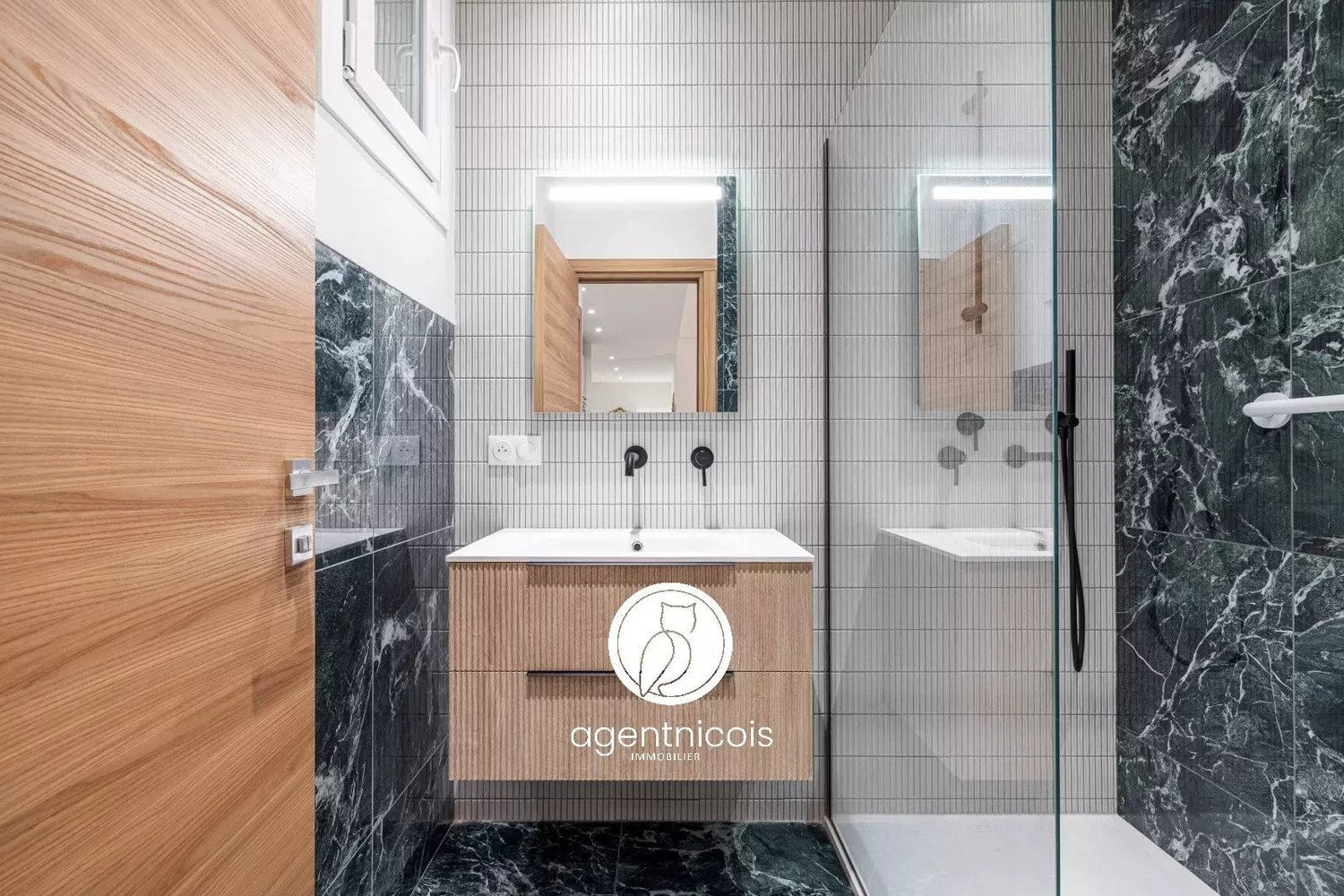 Property photo in Carre d'Argent