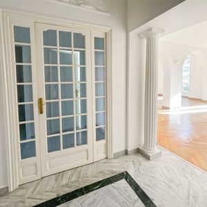 Property in Carre d'Argent