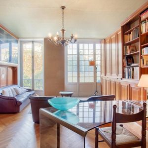 Property in Carre d'Argent