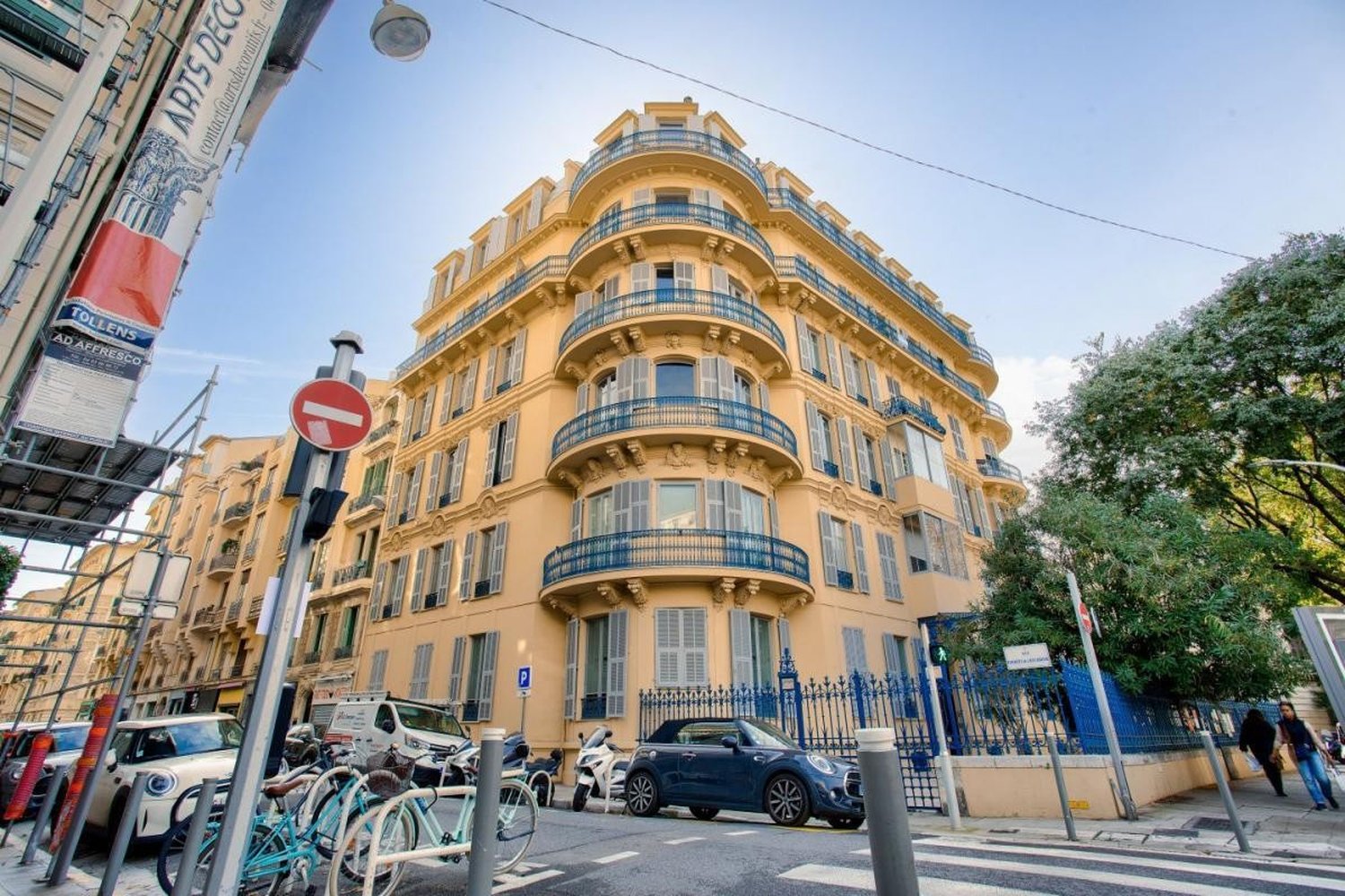 Property photo in Carre d'Argent