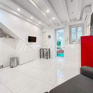 Property in Carre d'Argent