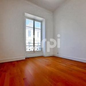 Property in Carre d'Argent