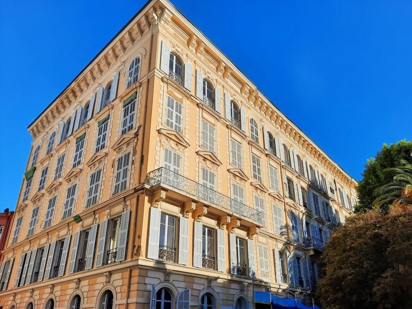 Property photo in Carre d'Argent