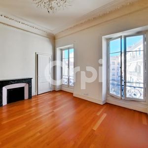 Property in Carre d'Argent