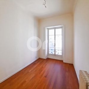 Property in Carre d'Argent