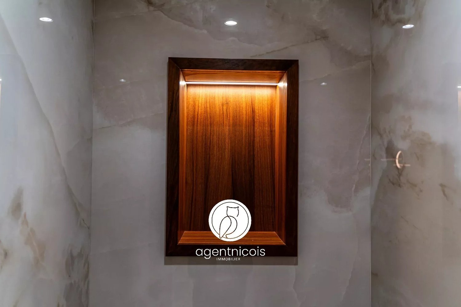 Property photo in Carre d'Argent