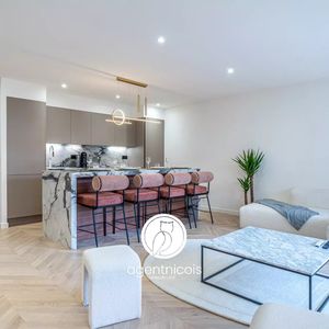 Property in Carre d'Argent