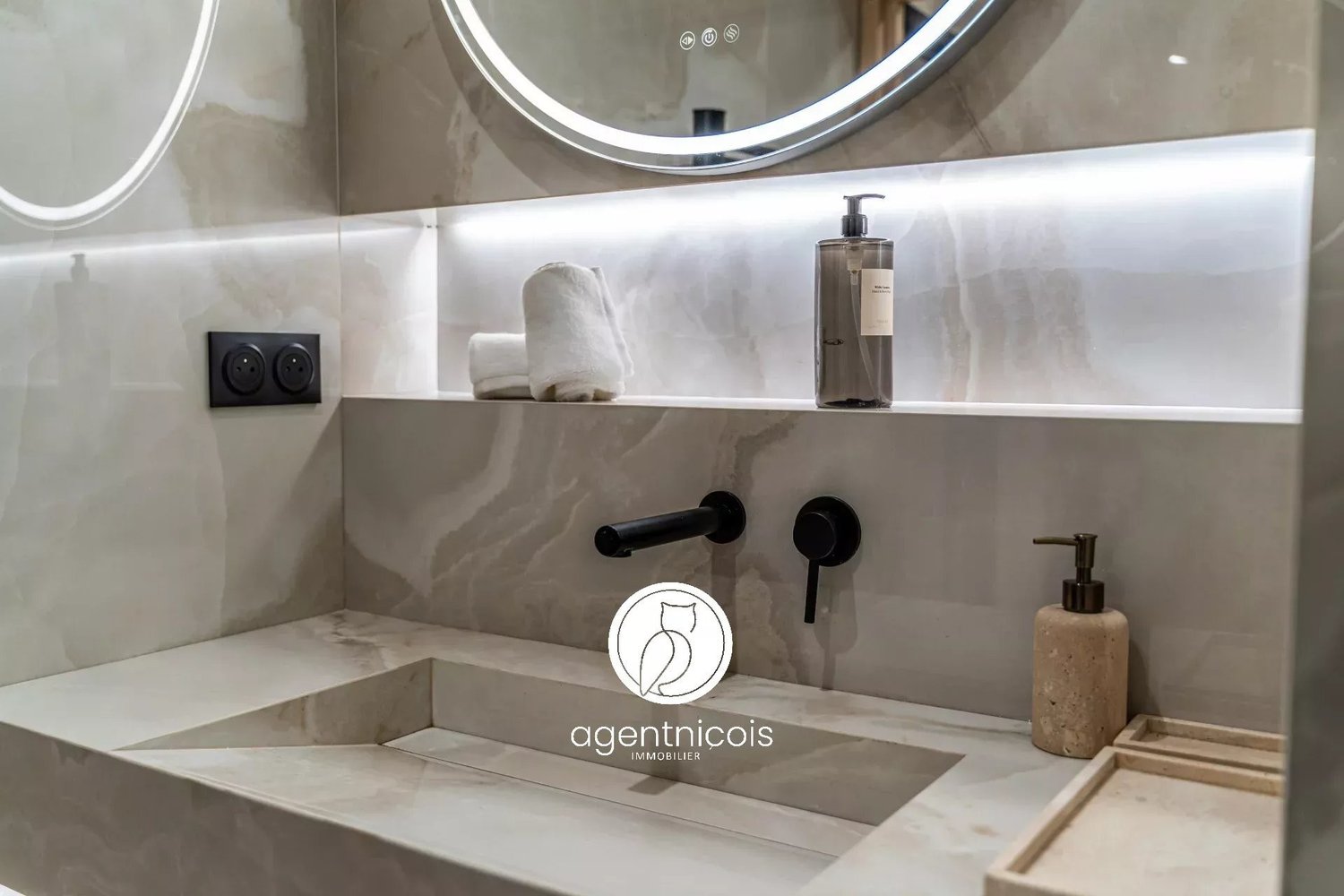 Property photo in Carre d'Argent