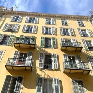 Property in Carre d'Argent