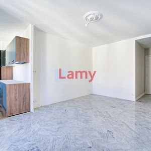 Property in Carre d'Argent