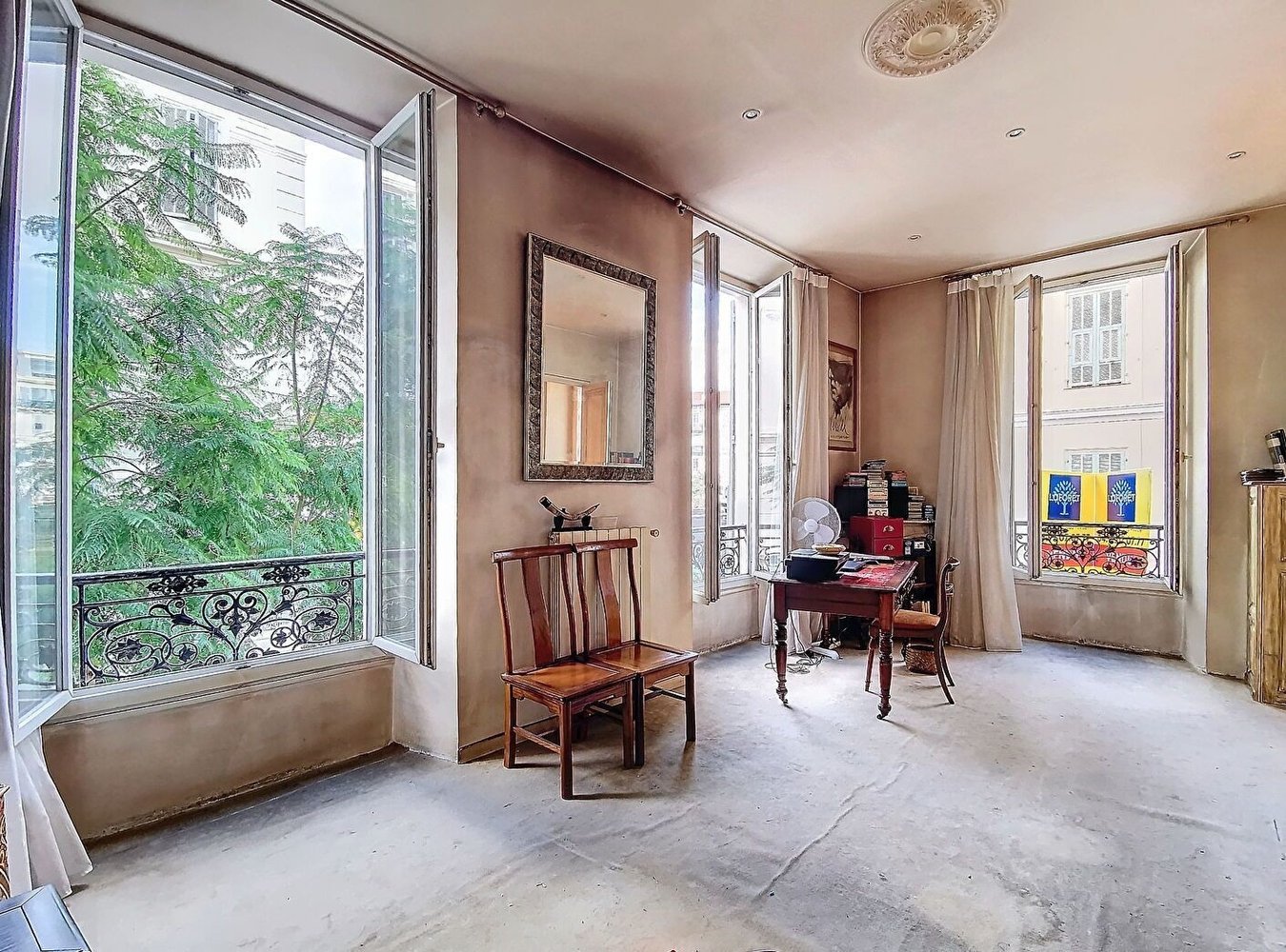 Property photo in Carre d'Argent