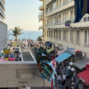 Property in Carre d'Or