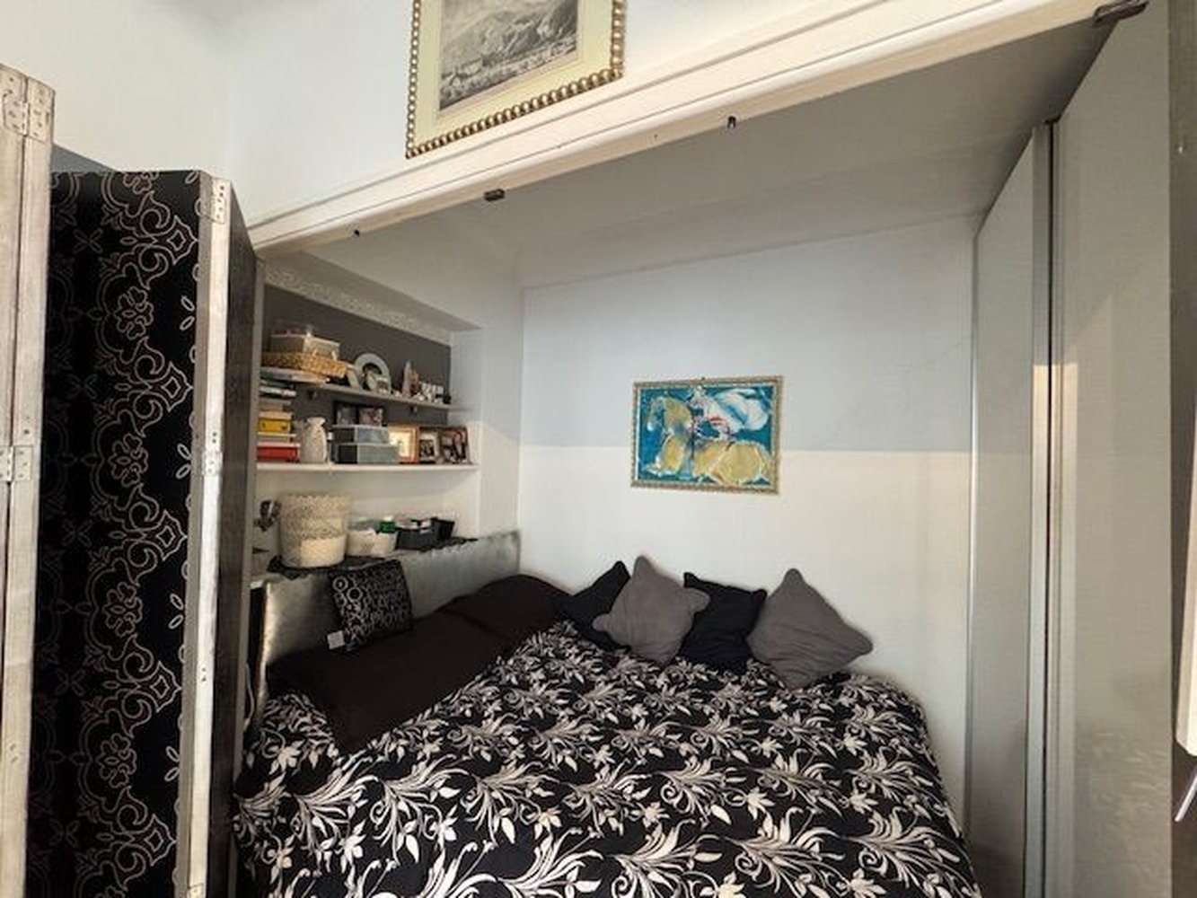 Property photo in Carre d'Or