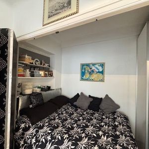 Property in Carre d'Or