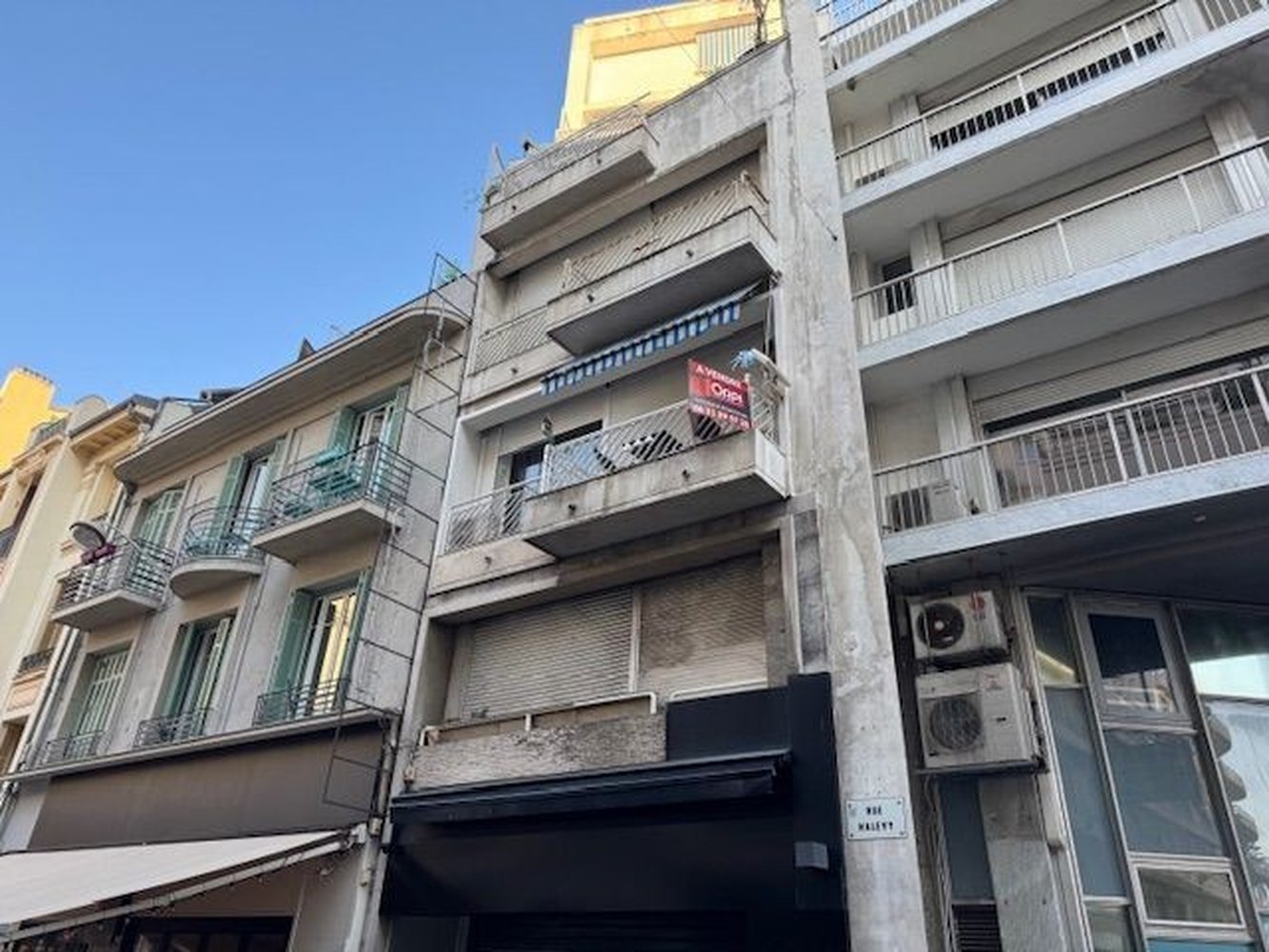 Property photo in Carre d'Or