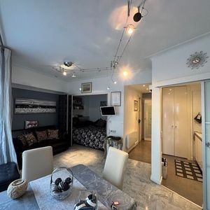 Property in Carre d'Or