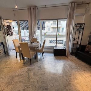 Property in Carre d'Or