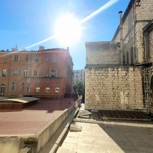 Property in Carre d'Or