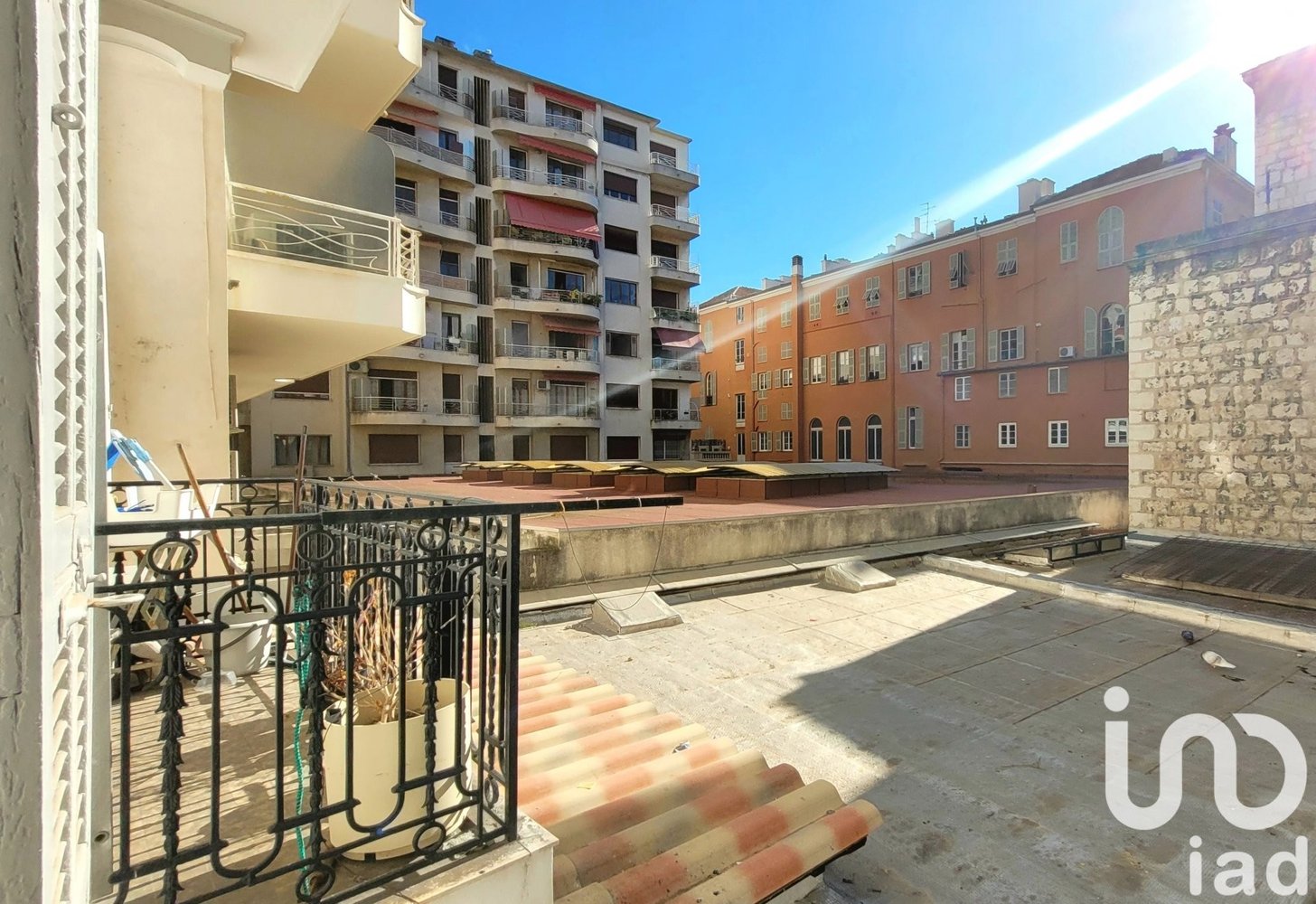 Property photo in Carre d'Or