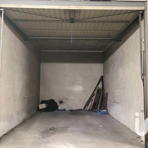 Property in Carre d'Or