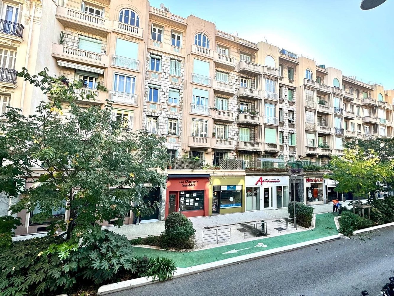 Property photo in Carre d'Or