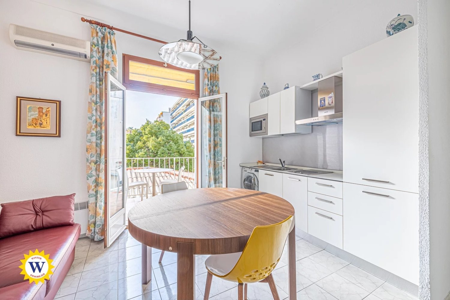 Property photo in Carre d'Or