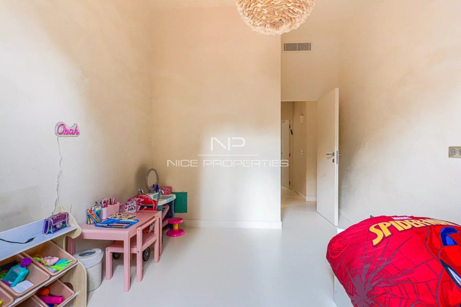 Property photo in Carre d'Or