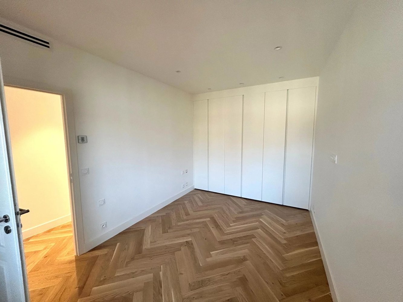 Property photo in Carre d'Or