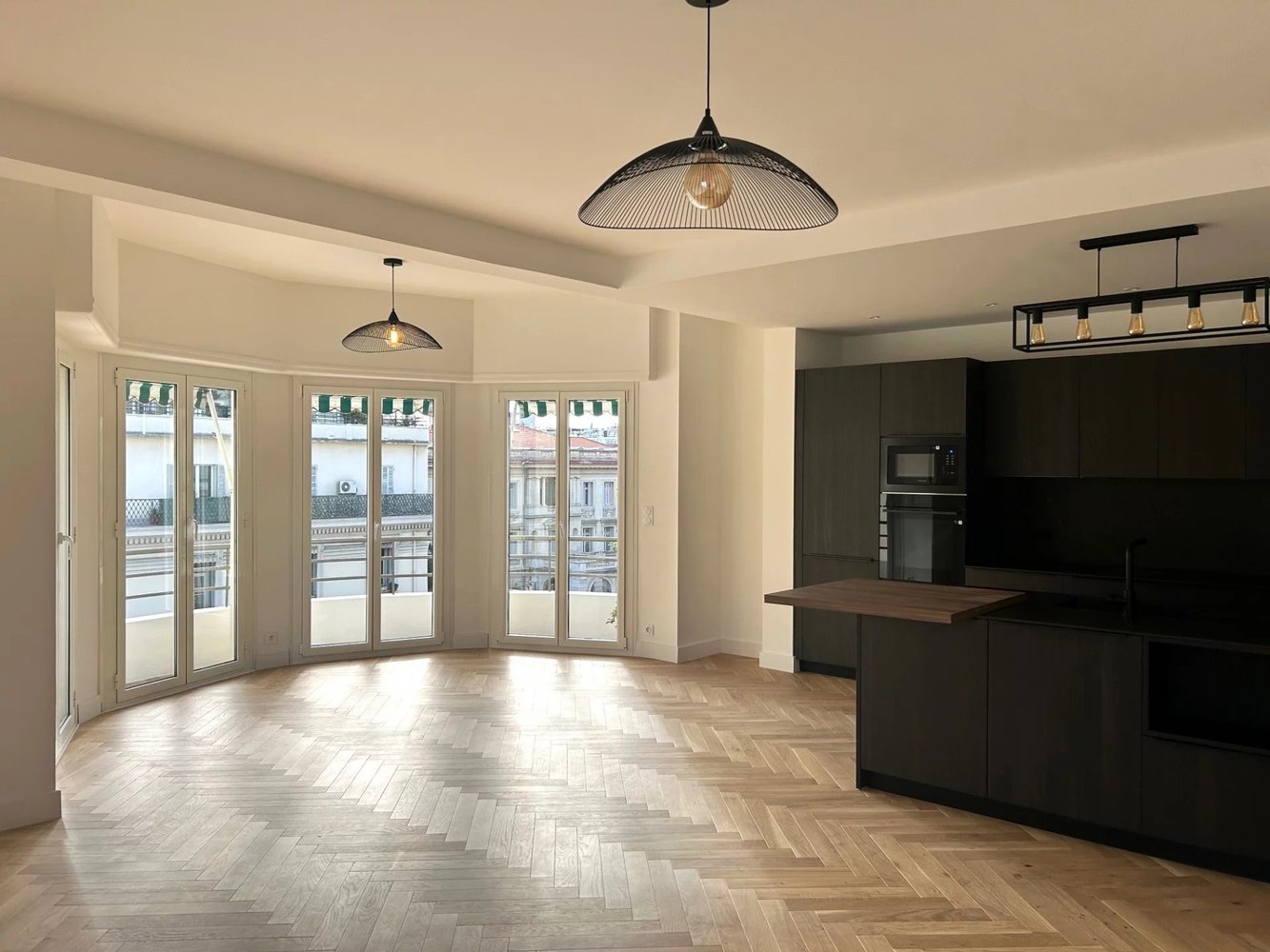 Property photo in Carre d'Or