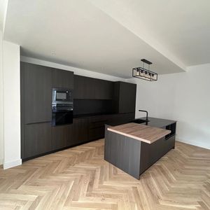 Property in Carre d'Or