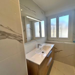 Property in Carre d'Or