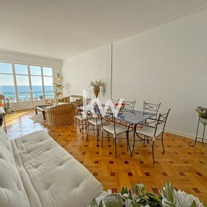 Property in Carre d'Or