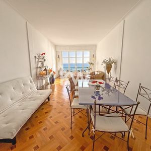 Property in Carre d'Or