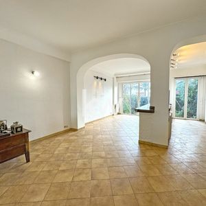 Property in Carre d'Or