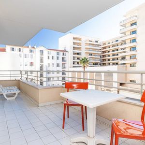 Property in Carre d'Or