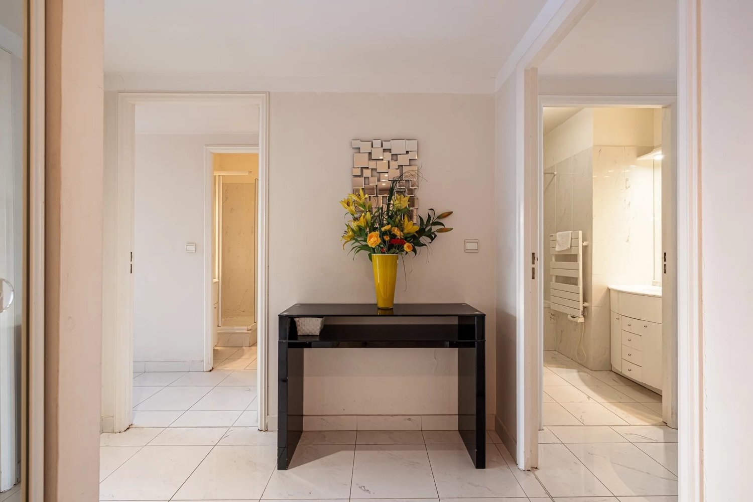 Property photo in Carre d'Or