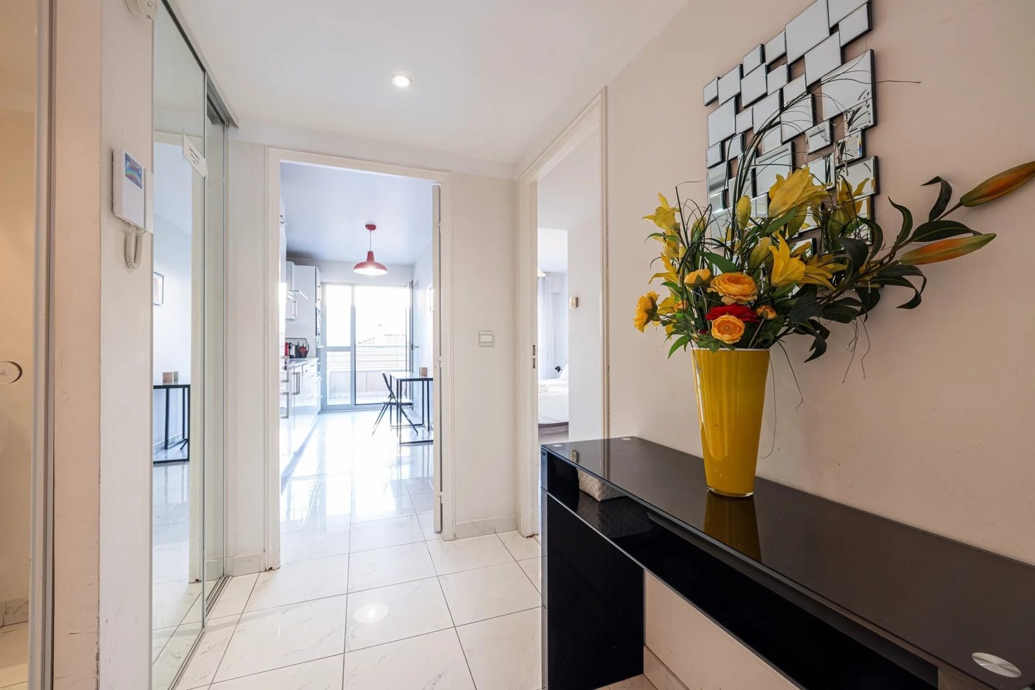 Property photo in Carre d'Or