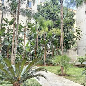 Property in Carre d'Or