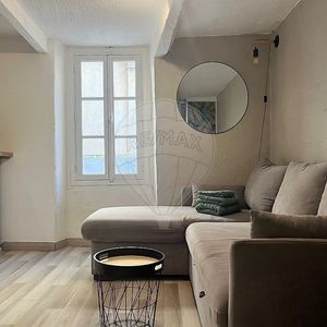 Property in Carre d'Or