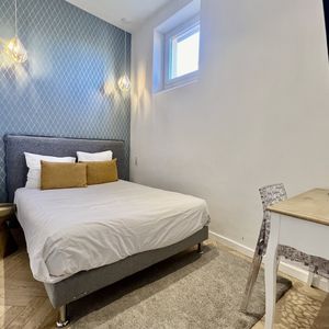 Property in Carre d'Or