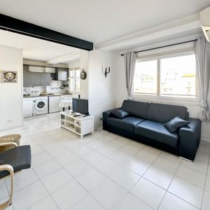 Property in Carre d'Or