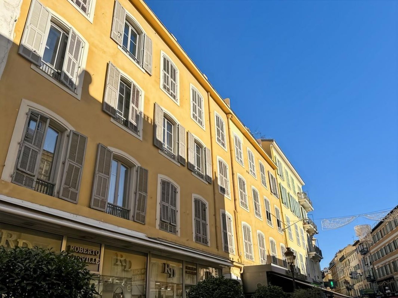 Property photo in Carre d'Or