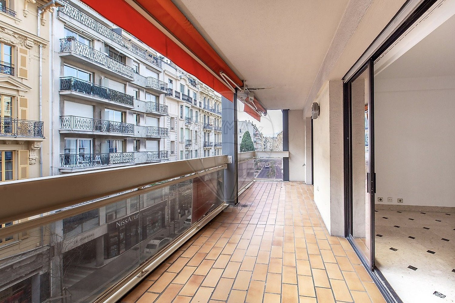 Property photo in Carre d'Or