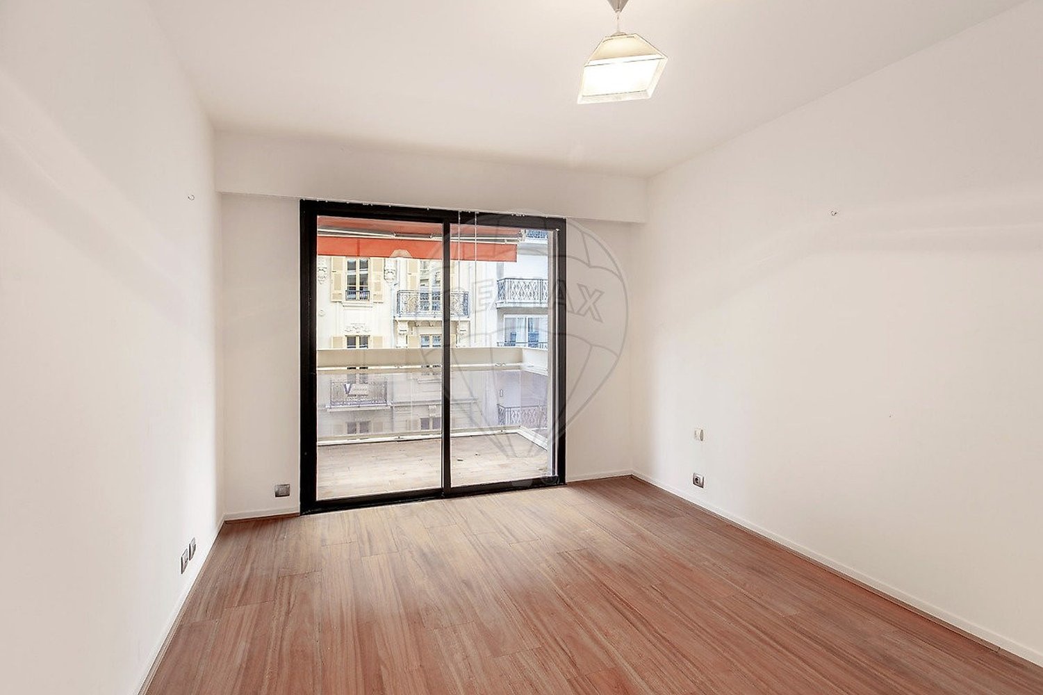 Property photo in Carre d'Or