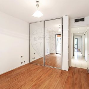 Property in Carre d'Or